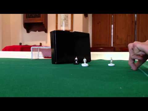 immagine di anteprima del video: Subbuteo: High chip trick shot!