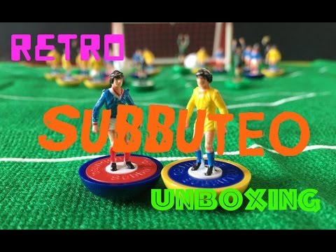 immagine di anteprima del video: Subbuteo Soccer Football Toy Unboxing Goal!