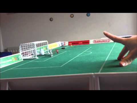 immagine di anteprima del video: Subbuteo: How to chip the ball (shooting)