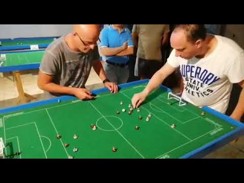 immagine di anteprima del video: Subbuteo “Johnny Vs Pozzi”