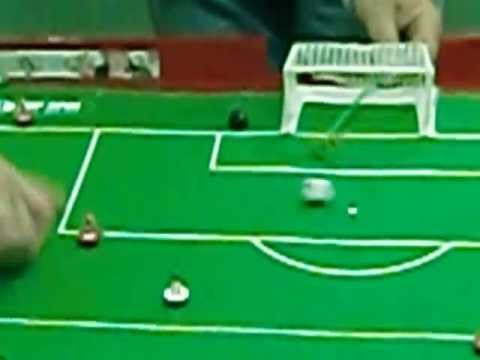 immagine di anteprima del video: Old Subbuteo: Flamengo (Miki) - Nautico (Pietro) 4-3