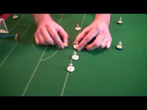 immagine di anteprima del video: How To Play Subbuteo: Offensive Corner Kick Strategy