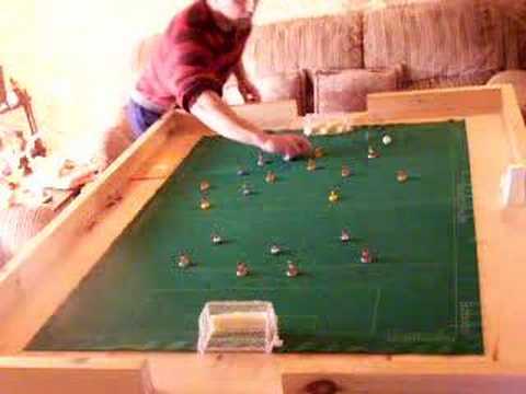 immagine di anteprima del video: Subbuteo - Solo Play - Mixed Figures - 2nd Half