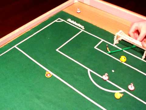 immagine di anteprima del video: 6 febbraio 2009 Lezioni di subbuteo (calcio da tavolo) Tutorial