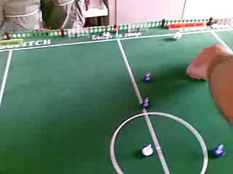 immagine di anteprima del video: Partita a Subbuteo tra amici